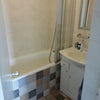 Photo 3: bathroom