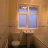 Photo 4: Bathroom