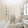 Photo 4: bathroom