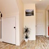 Photo 4: Entrance hall