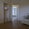Photo 2: livingroom