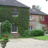 Photo 5: Exterior view