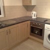 Photo 2: kitchen
