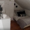 Photo 4: Bedroom