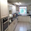 Photo 2: kitchen