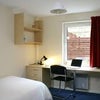 Photo 2: Single Bedroom