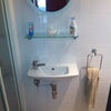 Photo 3: En suite