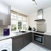 Photo 2: kitchen