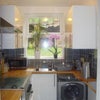 Photo 2: kitchen