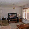 Photo 2: Lounge