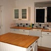 Photo 2: Kitchen