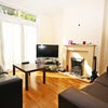 Photo 2: Lounge