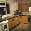 Photo 4: Kitchen