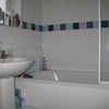 Photo 4: bathroom