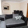 Photo 3: Livingroom