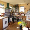 Photo 3: Kitchen