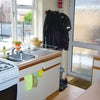 Photo 3: kitchen