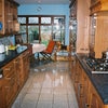 Photo 4: Kitchen