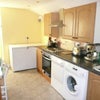 Photo 2: Kitchen