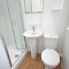 Photo 2: En Suite Shower Room 