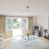 Photo 4: Lounge