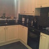 Photo 2: Fully fitted modern kitchen