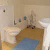 Photo 3: En Suite 1