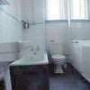 Photo 4: clean & shiny bathroom
