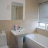 Photo 8: 2nd Fl - Shared Bathroom