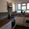 Photo 4: kitchen