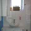 Photo 5: bathroom