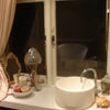 Photo 5: en suite window