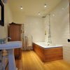 Photo 3: bathroom