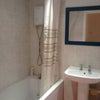 Photo 5: bathroom