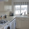 Photo 3: Kitchen