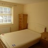 Photo 4: Bedroom