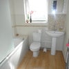 Photo 5: bathroom