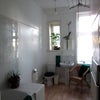 Photo 4: bath