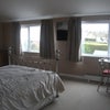 Photo 4: MAIN 19FT BEDROOM