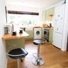 Photo 3: kitchen
