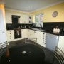 Photo 3: Kitchen