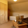 Photo 7: Room shot 5