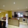 Photo 2: kitchen