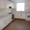 Photo 5: Kitchen