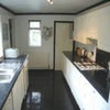 Photo 2: Kitchen