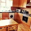 Photo 2: Kitchen
