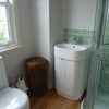 Photo 2: wc/shower room