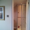 Photo 3: Ensuite bathroom
