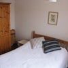 Photo 4: Bedroom