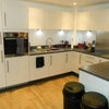 Photo 4: Kitchen